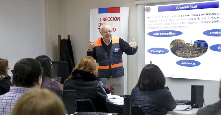 Dirección del Trabajo capacita a jefes de inspecciones para fortalecer la prevención ante emergencias y desastres naturales