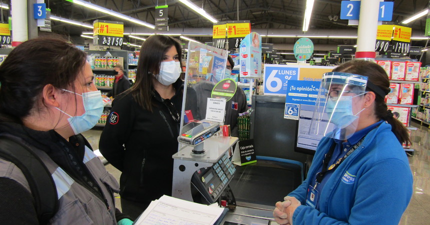 Maule: Dirección del Trabajo fiscalizó dos supermercados en Parral para chequear medidas contra el Covid-19