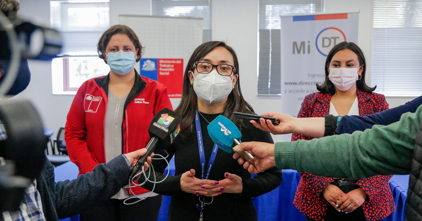 Directora del Trabajo visitó la región de Aysén para difundir modernización digital de su Servicio