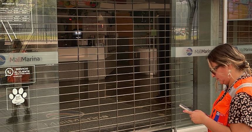 Dirección del Trabajo realizó conversatorio con historiador Gabriel Salazar