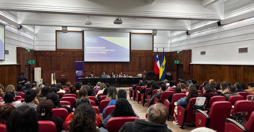 Dirección Regional del Trabajo realiza congreso sobre "Ley Karin", violencia y acoso laboral por razón de género